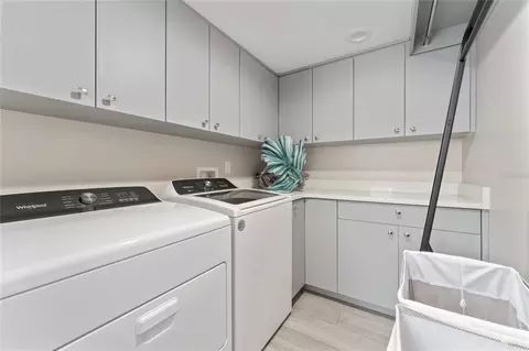 Other - 606 E 6th Ave, Windermere, FL 34786 photo 3 of 8