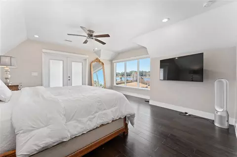 Bedroom - 606 E 6th Ave, Windermere, FL 34786 photo 3 of 5