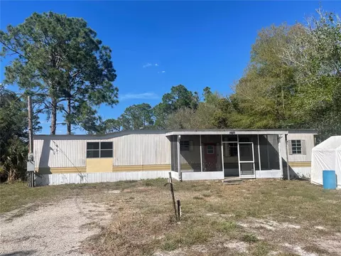 31725 Spruce Dr, Eustis, FL 32736