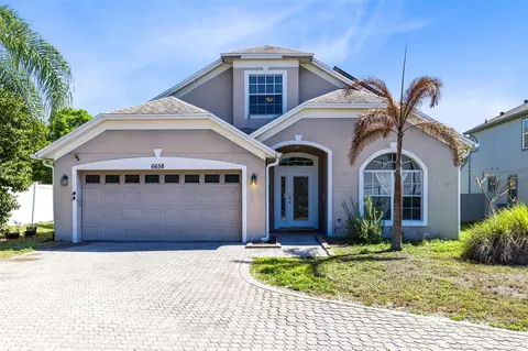 6658 Lake Pembroke Pl, Orlando, FL 32829