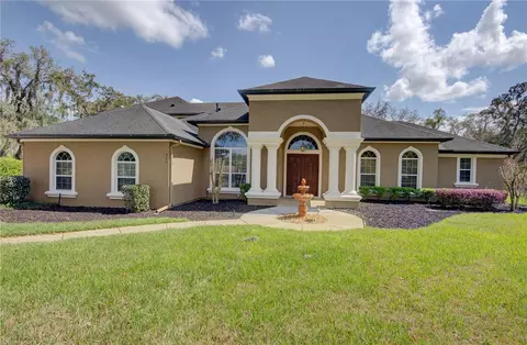 916 Mills Estate Pl, Chuluota, FL 32766