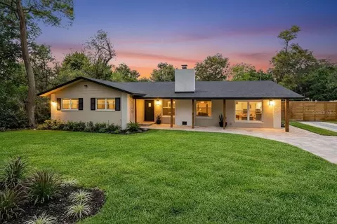 106 Oakwood Dr, Maitland, FL 32751