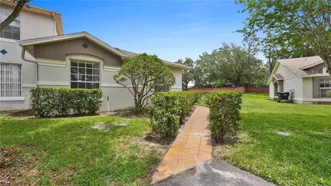 14556 Laguna Beach Cir, Orlando, FL 32824