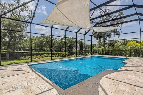 Exterior - 1118 Estancia Woods Loop, Windermere, FL 34786 photo 3 of 8