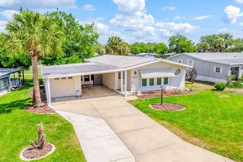 1603 Cog Hill Dr, The Villages, FL 32159