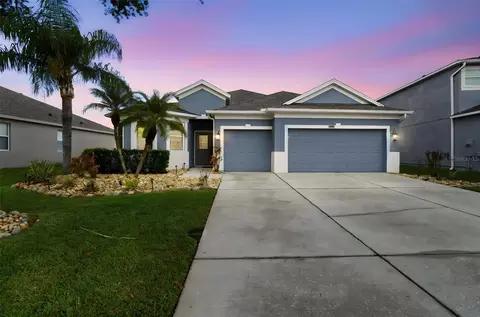 2446 Strandhill St, Orlando, FL 32824