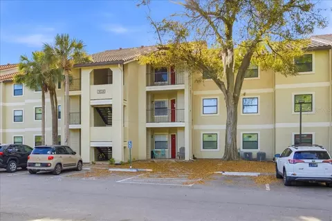 3028 Parkway Blvd #207, Kissimmee, FL 34747