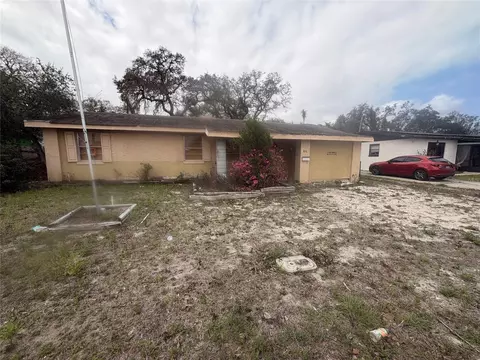 830 Berkshire Rd, Daytona Beach, FL 32117