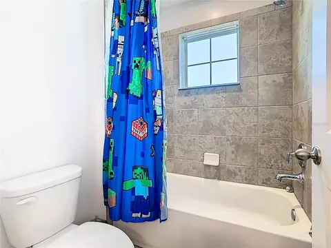 Bath - 1285 Hilltop Pl, Saint Cloud, FL 34772 photo 7 of 8