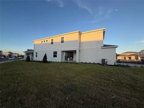 Exterior - 1389 Lumpini St, Saint Cloud, FL 34771 photo 4 of 5