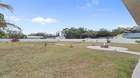 Exterior - 4840 Old Oak Trl, Saint Cloud, FL 34771 photo 7 of 8