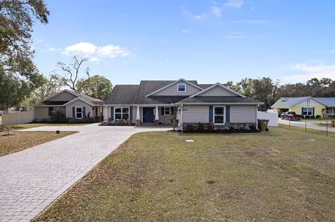 Exterior - 4840 Old Oak Trl, Saint Cloud, FL 34771 photo 2 of 8