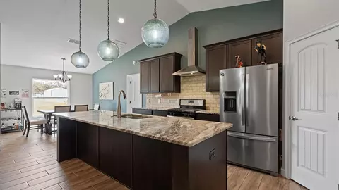 Kitchen - 4840 Old Oak Trl, Saint Cloud, FL 34771 photo 1 of 4