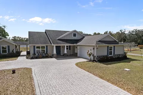 Exterior - 4840 Old Oak Trl, Saint Cloud, FL 34771 photo 3 of 8