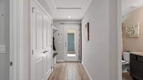 Entry Way - 4840 Old Oak Trl, Saint Cloud, FL 34771 photo 2 of 3