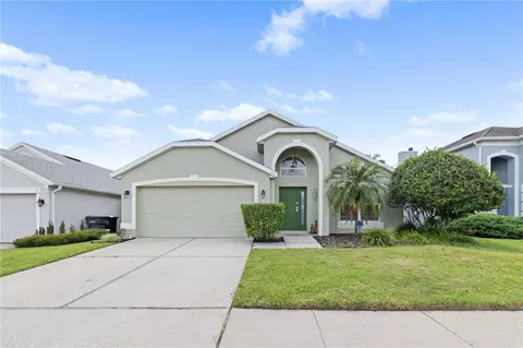 422 Troon Cir, Davenport, FL 33897