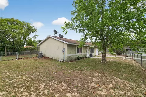 Exterior - 8779 SE 89th Pl, Ocala, FL 34472 photo 3 of 6