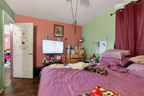 Bedroom - 8779 SE 89th Pl, Ocala, FL 34472 photo 2 of 5