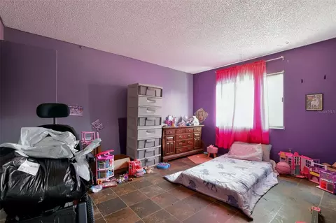 Bedroom - 8779 SE 89th Pl, Ocala, FL 34472 photo 3 of 5