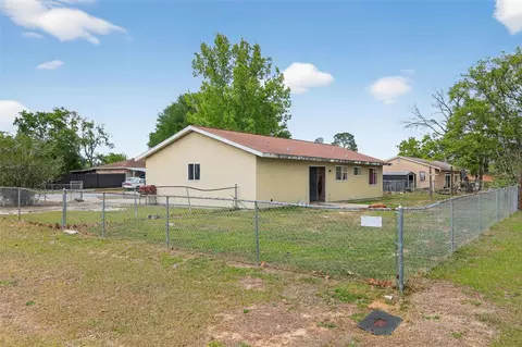 Exterior - 8779 SE 89th Pl, Ocala, FL 34472 photo 4 of 6