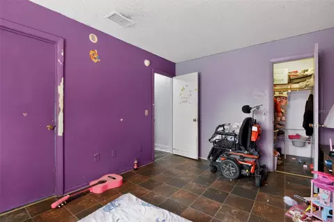 Bedroom - 8779 SE 89th Pl, Ocala, FL 34472 photo 4 of 5