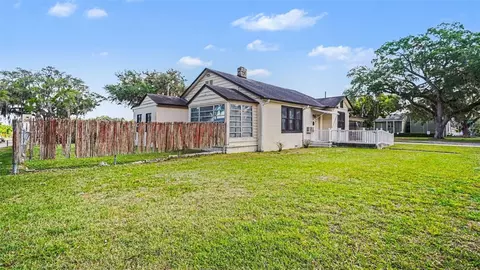 Exterior - 219 SW 6th St, Ocala, FL 34471 photo 7 of 8