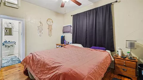 Bedroom - 219 SW 6th St, Ocala, FL 34471 photo 2 of 4