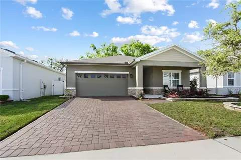 420 Spring Pond Ln, Mount Dora, FL 32757