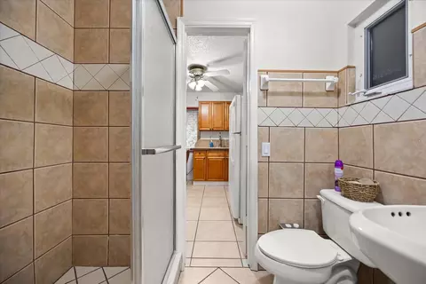 Bath - 2270 Old Hickory Tree Rd, Saint Cloud, FL 34772 photo 4 of 5