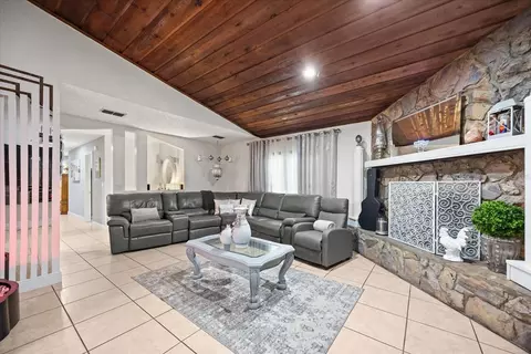 Living - 2270 Old Hickory Tree Rd, Saint Cloud, FL 34772 photo 1 of 2