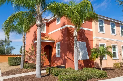 900 Las Fuentes Dr, Kissimmee, FL 34746