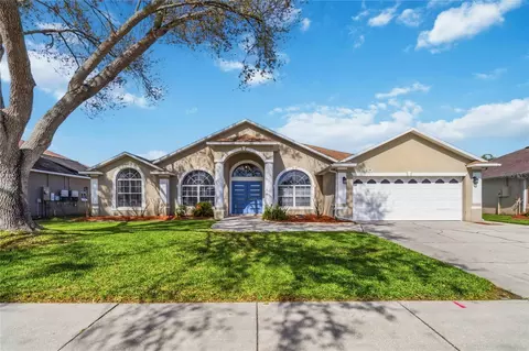 Exterior - 3830 Opal Cir, Saint Cloud, FL 34772 photo 2 of 8
