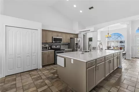 Kitchen - 3830 Opal Cir, Saint Cloud, FL 34772 photo 2 of 4
