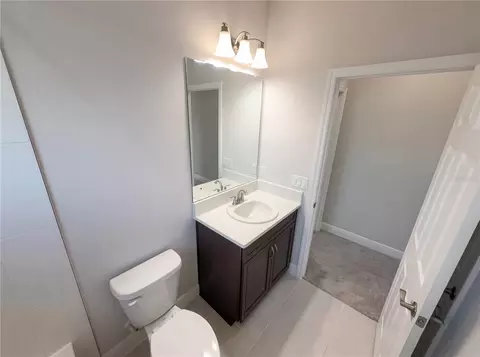 Bath - 11277 Rustic Timber Loop, San Antonio, FL 33576 photo 5 of 12