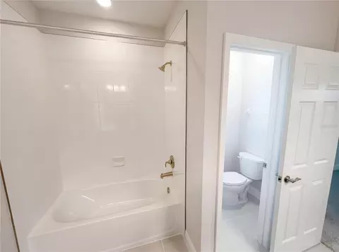 Bath - 11277 Rustic Timber Loop, San Antonio, FL 33576 photo 8 of 12