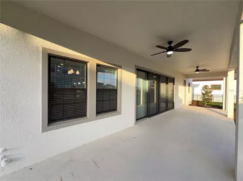 Exterior - 11277 Rustic Timber Loop, San Antonio, FL 33576 photo 3 of 9