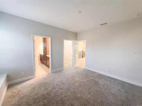Bedroom - 11277 Rustic Timber Loop, San Antonio, FL 33576 photo 4 of 9
