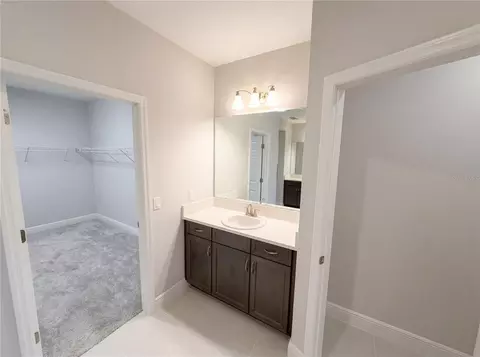 Entry Way - 11277 Rustic Timber Loop, San Antonio, FL 33576 photo 4 of 10