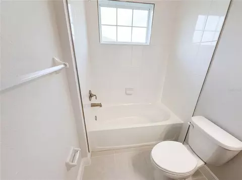 Bath - 11277 Rustic Timber Loop, San Antonio, FL 33576 photo 4 of 12