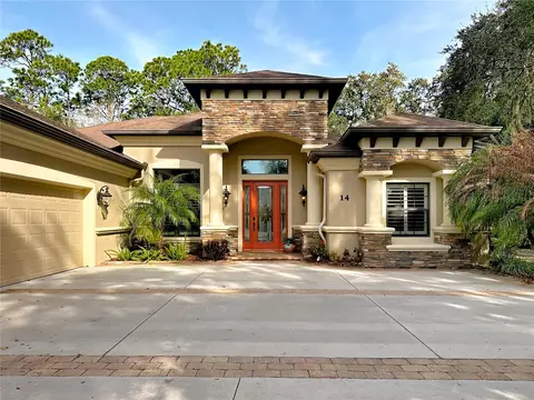 14 Bluejack Ct, Palm Coast, FL 32137