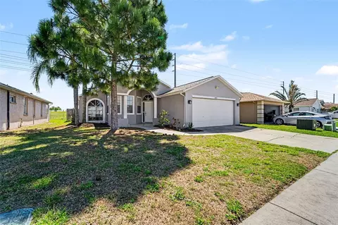 8240 National Dr, Port Richey, FL 34668