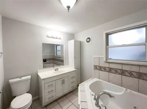 Bath - 1623 12th St, Saint Cloud, FL 34769 photo 5 of 5
