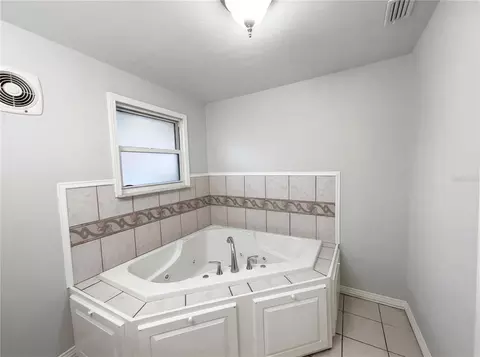 Bath - 1623 12th St, Saint Cloud, FL 34769 photo 4 of 5