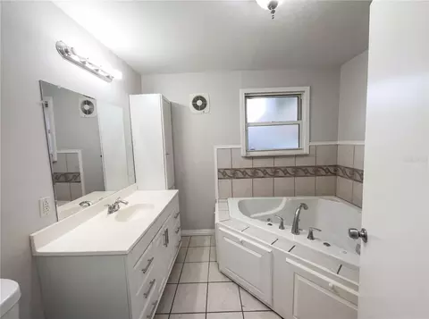 Bath - 1623 12th St, Saint Cloud, FL 34769 photo 3 of 5