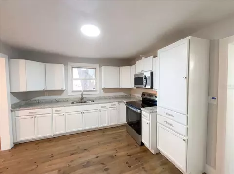 Kitchen - 1623 12th St, Saint Cloud, FL 34769 photo 1 of 3