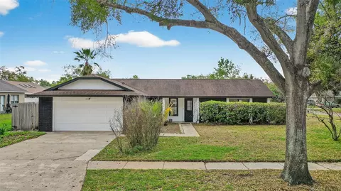 9823 Balmoral Cir, Orlando, FL 32817