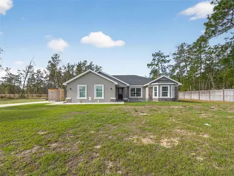 854 Fisher Rd, Ocklawaha, FL 32179