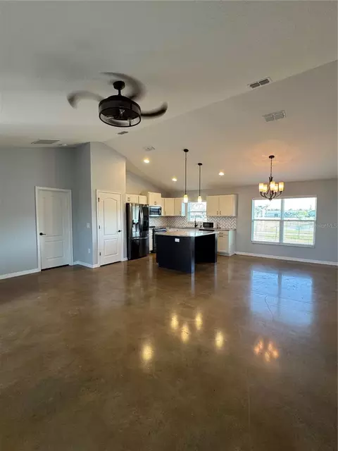 Kitchen - 4155 Albritton Rd, Saint Cloud, FL 34772 photo 8 of 9
