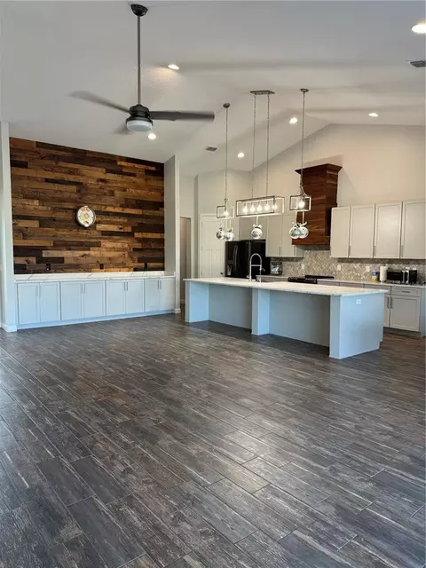 Kitchen - 4155 Albritton Rd, Saint Cloud, FL 34772 photo 2 of 9