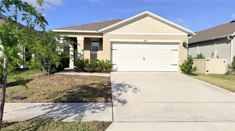 2816 Swooping Sparrow Dr, Saint Cloud, FL 34773
